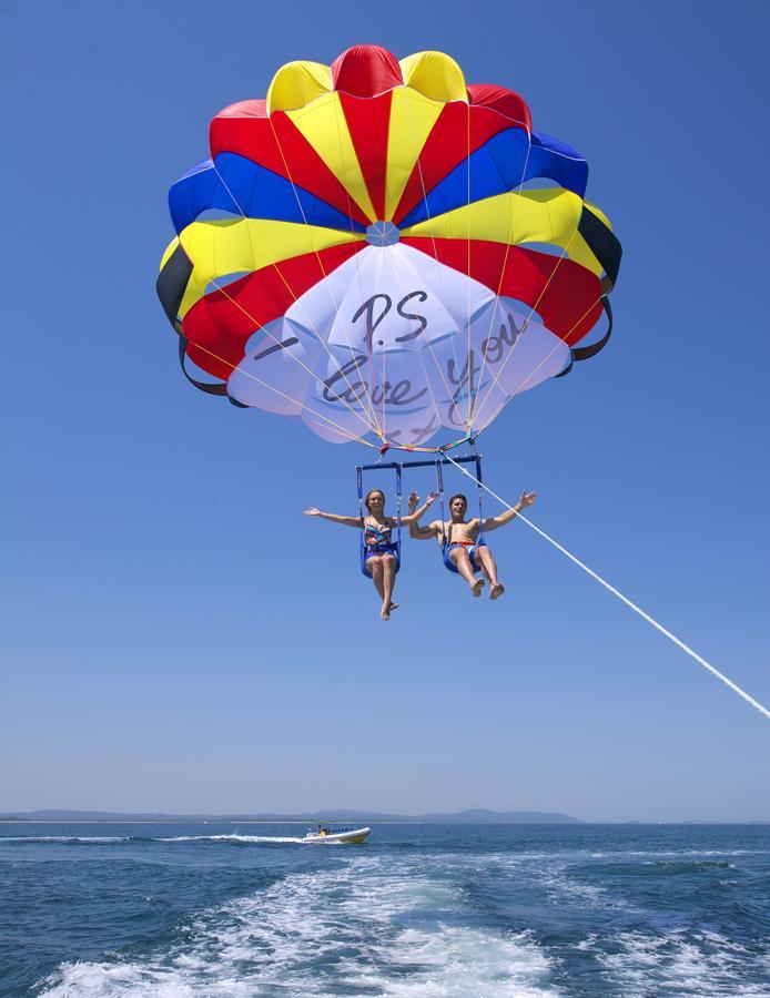 Salamander Beach Accommodation - Adults Only Salamander Bay Luaran gambar