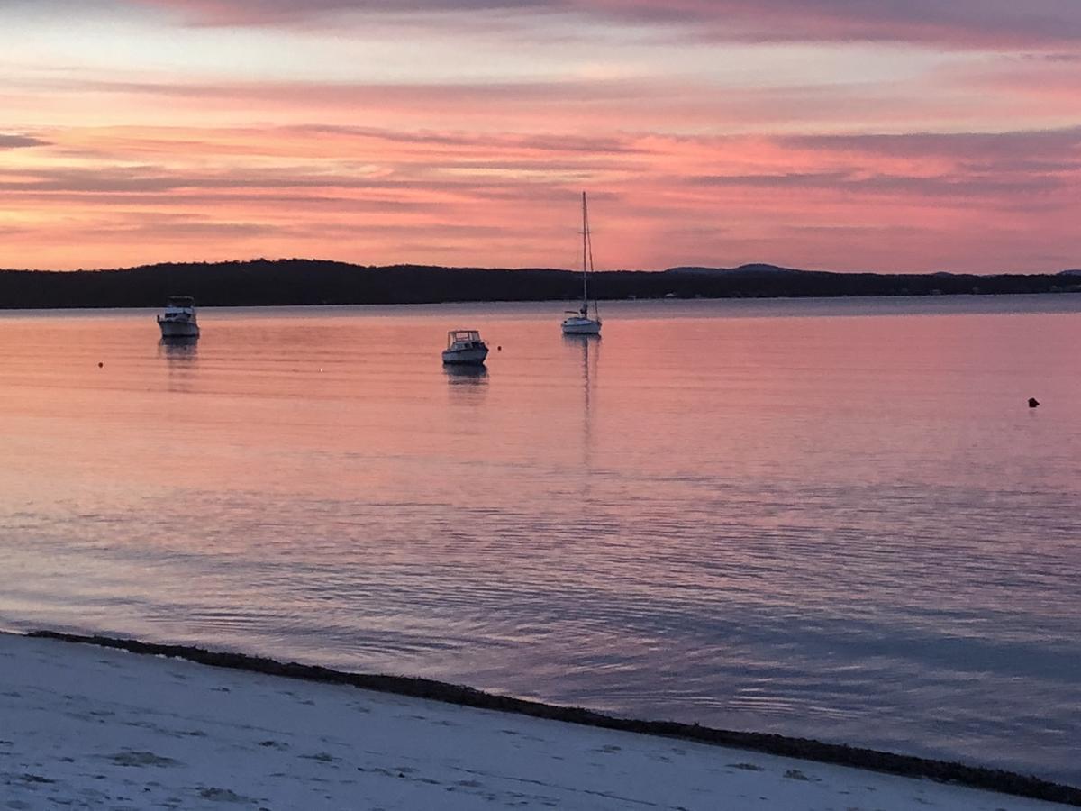 Salamander Beach Accommodation - Adults Only Salamander Bay Luaran gambar