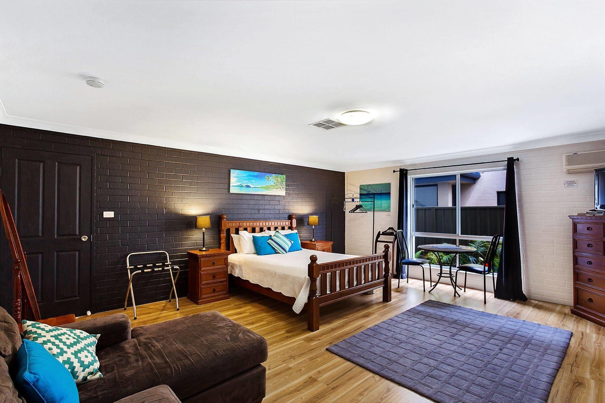 Salamander Beach Accommodation - Adults Only Salamander Bay Luaran gambar