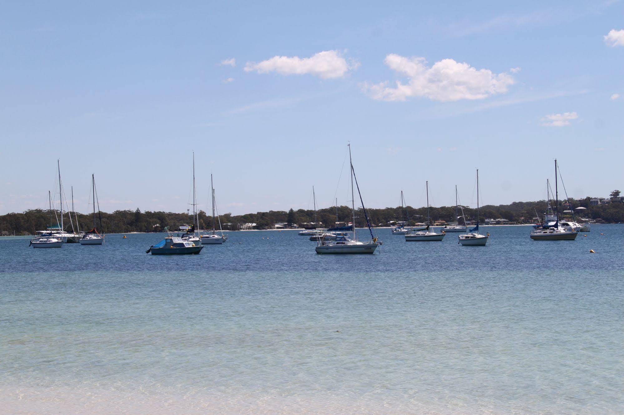 Salamander Beach Accommodation - Adults Only Salamander Bay Luaran gambar