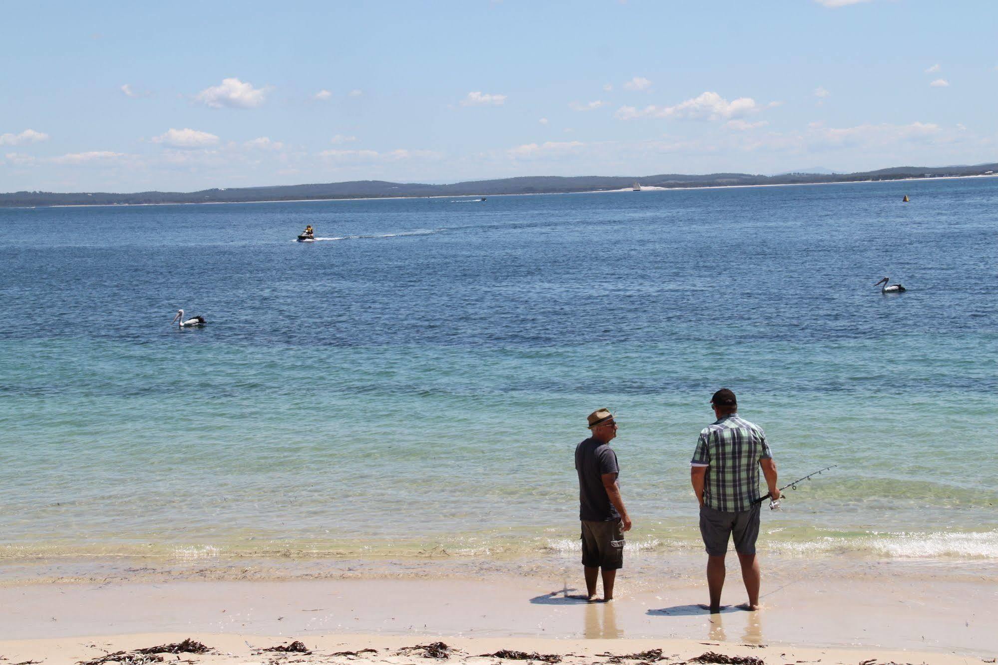 Salamander Beach Accommodation - Adults Only Salamander Bay Luaran gambar