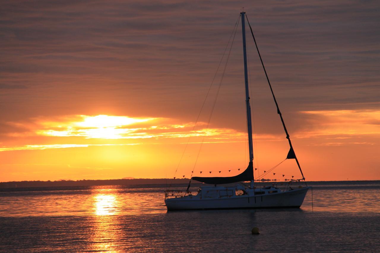 Salamander Beach Accommodation - Adults Only Salamander Bay Luaran gambar
